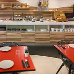 Nemea Concorde Gare Matabiau Апарт-отель