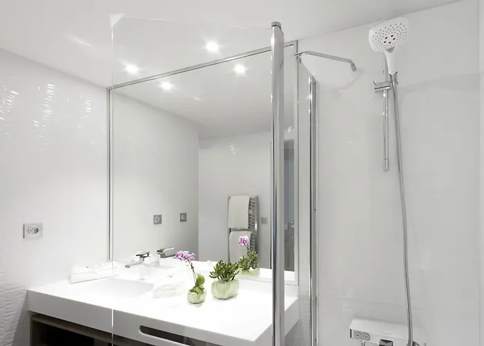 Nemea Concorde Gare Matabiau Aparthotel 4*