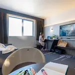 アパートホテル Nemea Concorde Gare Matabiau 4*
